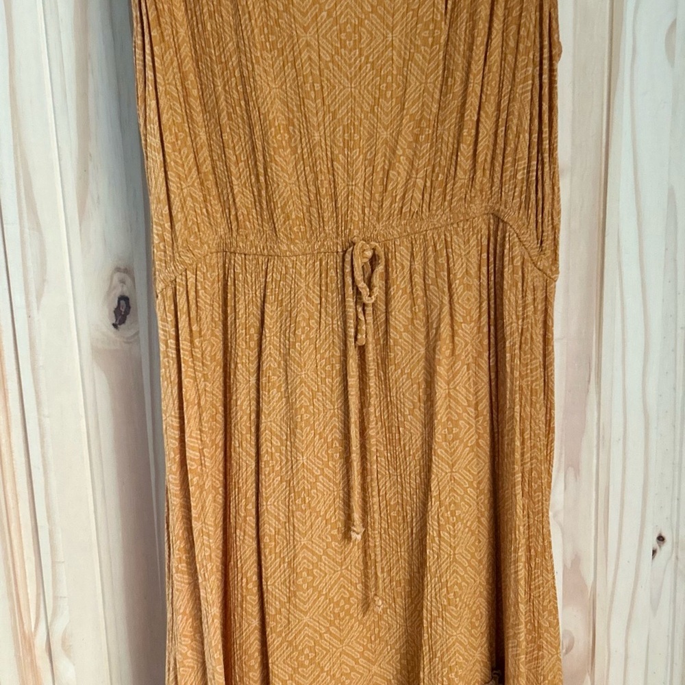 Yellow Pleated Midi Sundress with Scoop Neck